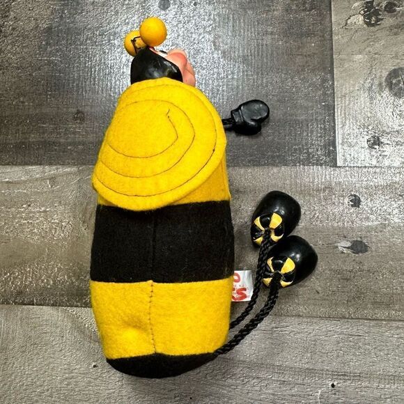 Russ Vintage Be Mine Bumble Bee Black Yellow with Dangle Legs Missing Heart - Picture 9 of 12
